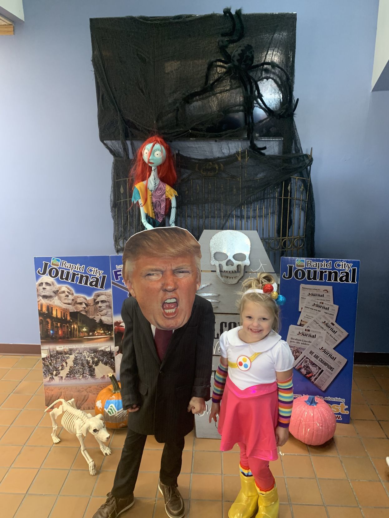 Halloween Pictures to run in Thursday's paper 021.JPG